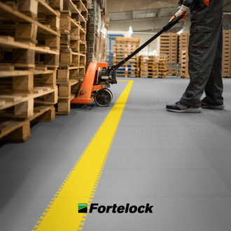 Suelo mecánicamente resistente: Solución industrial de Fortelock